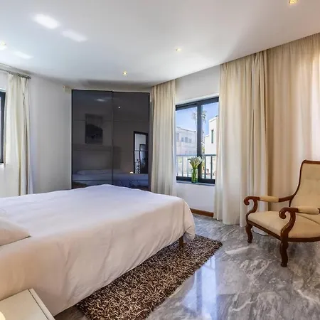 A Stunning 5 Bedroom In Madliena With A Pool *