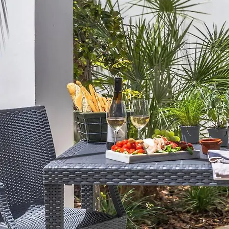 Vila A Stunning 5 Bedroom In Madliena With A Pool Is-Swieqi